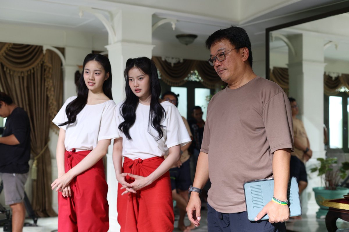 SANT SRIKAEWLAW tweet media