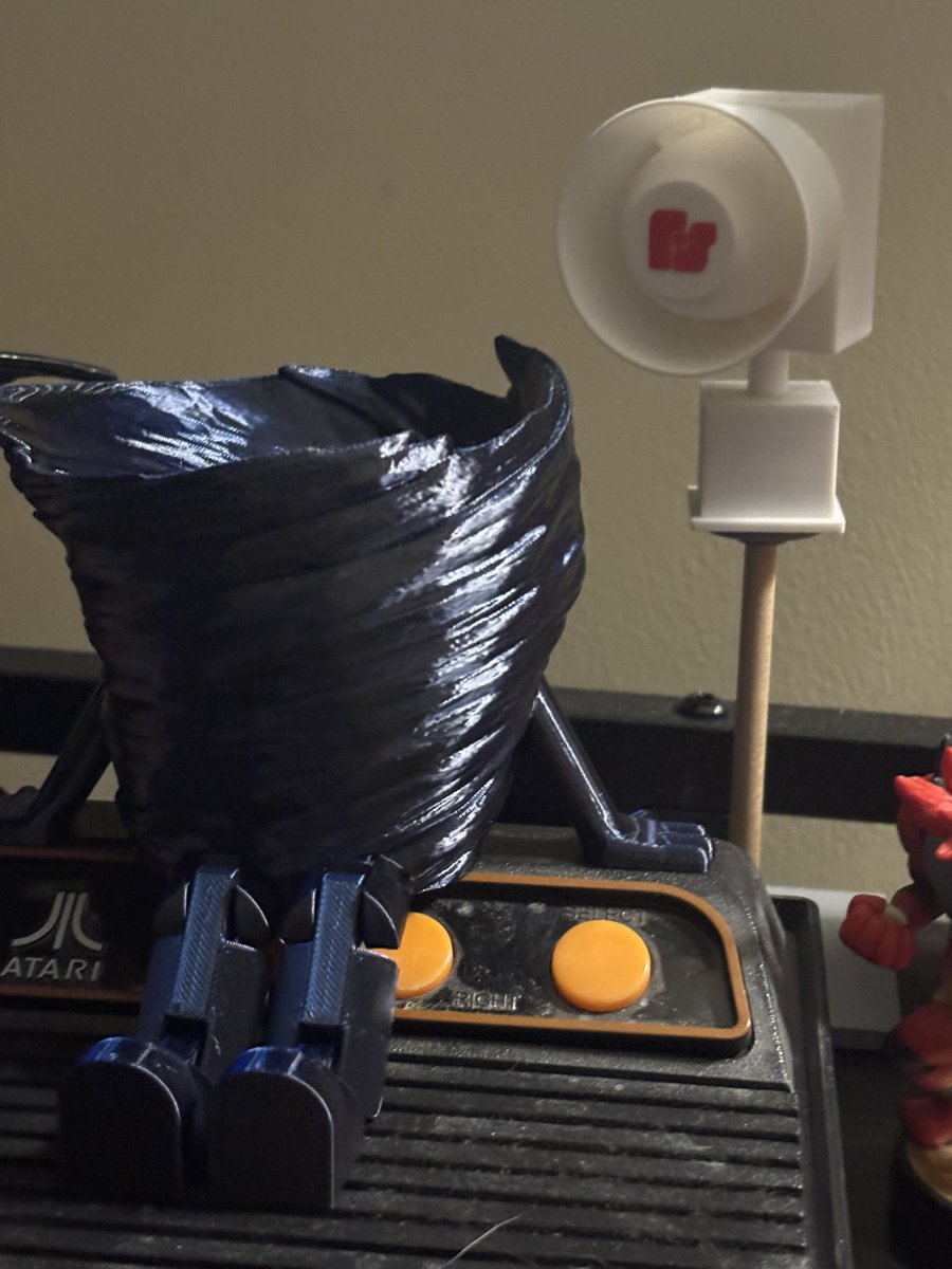 Violinia tweet media