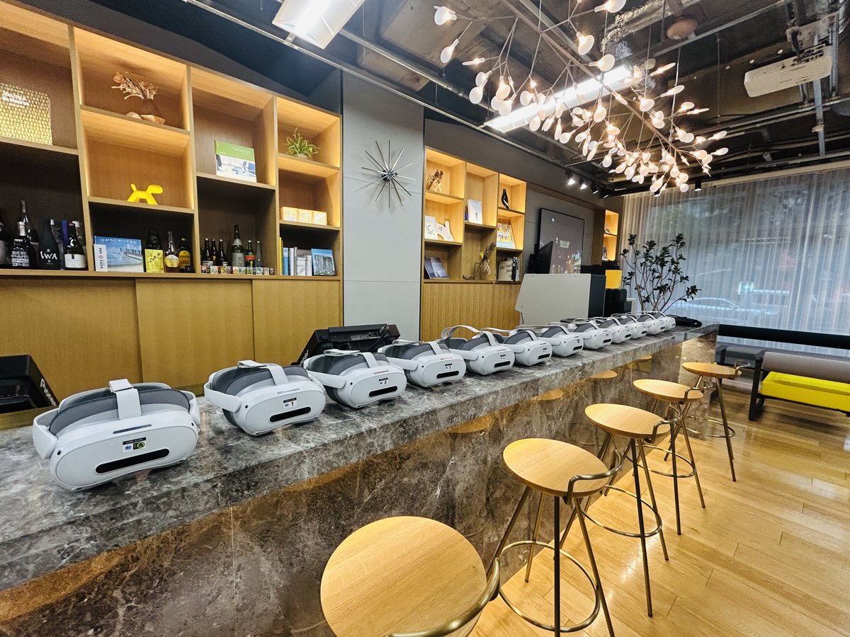 sign_display_'s tweet image. #フロンティアコンサルティング が #STYLY と連携し #XR 技術活用したオフィスツアー「WORK SCAPE powered by STYLY」を提供開始。
空間をメディア化し見えない情報を可視化することにより、よりブランドストーリーの理解とシークエンシャルな空間体験が可能に。
横展開可能な技術に空間が向上しそう。