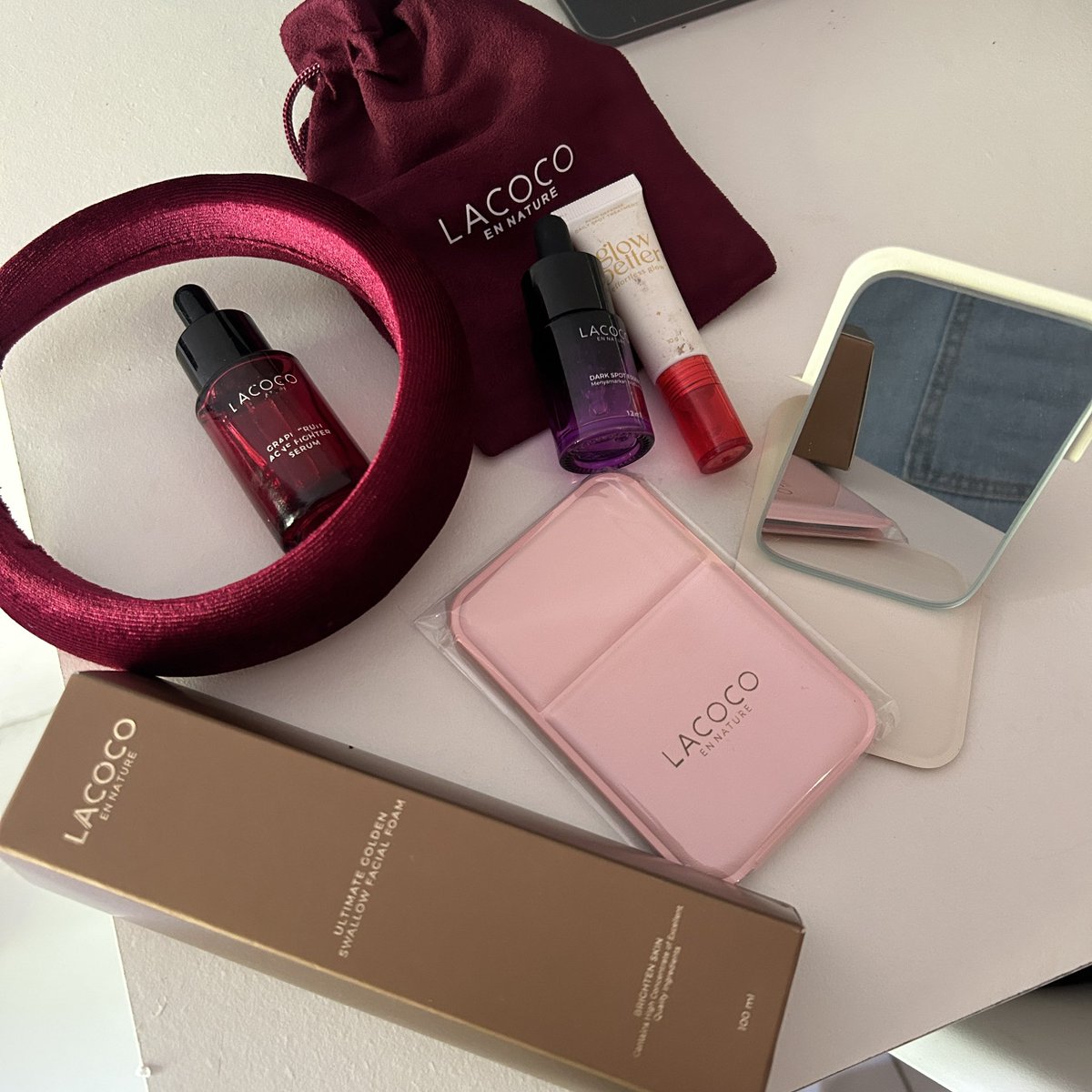 Lacoco En Nature tweet media