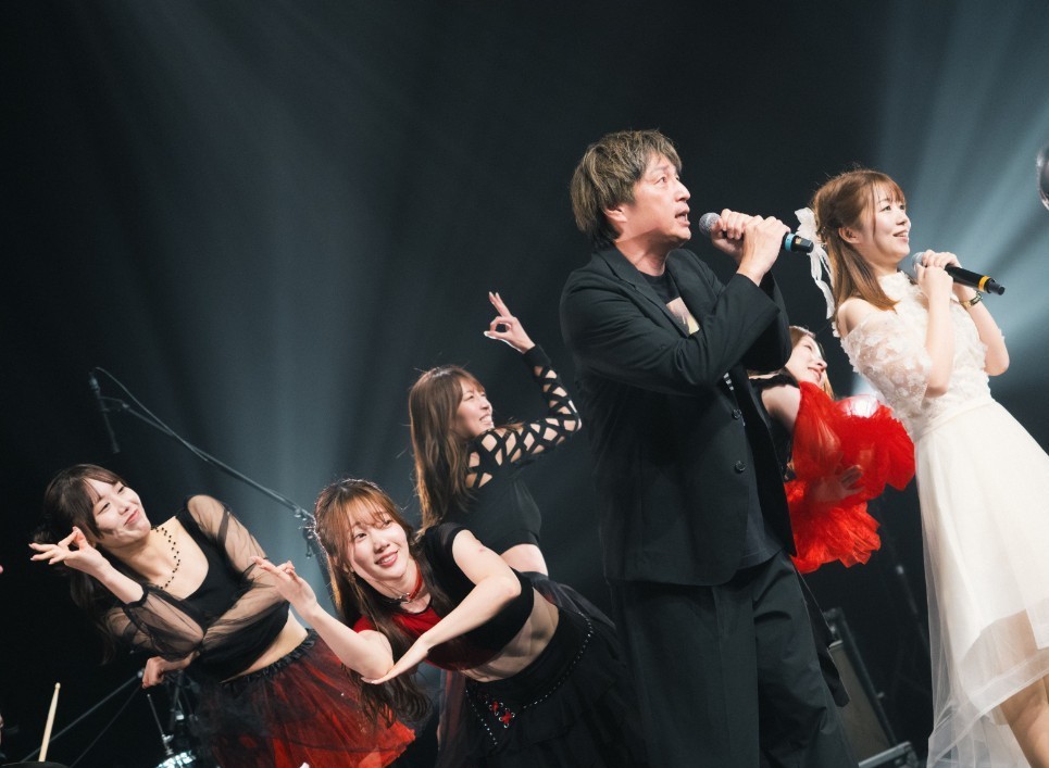 O_Bar0304's tweet photo. 私も所属している「トキヲイキル」
毎年、O-Bar周年の
LIVE出演ありがとう！！

今回は、サポートメンバーに
まりなが初参加♡
短い期間の練習で本当にありがとう😭

鶯谷フィルハーモニーさんの楽曲
「金銭的支援関係」をコラボ✨
THE港区女子みたいなキャラで
皆でセリフを担当しました★
ラストの桃ちゃんツボだったぁ🤣

「かなしばり」のバックダンサーも！

本番5日前に決まって
当日まで合わせる事は出来ない状況の中、
みんな新しい振りも完璧で✨
自画自賛ですが、トキイキ凄かった！！

きっしーも復活1発目のLIVEでもあったし、
久しぶりのトキヲイキルでした❤️

これからもよろしくー！！！