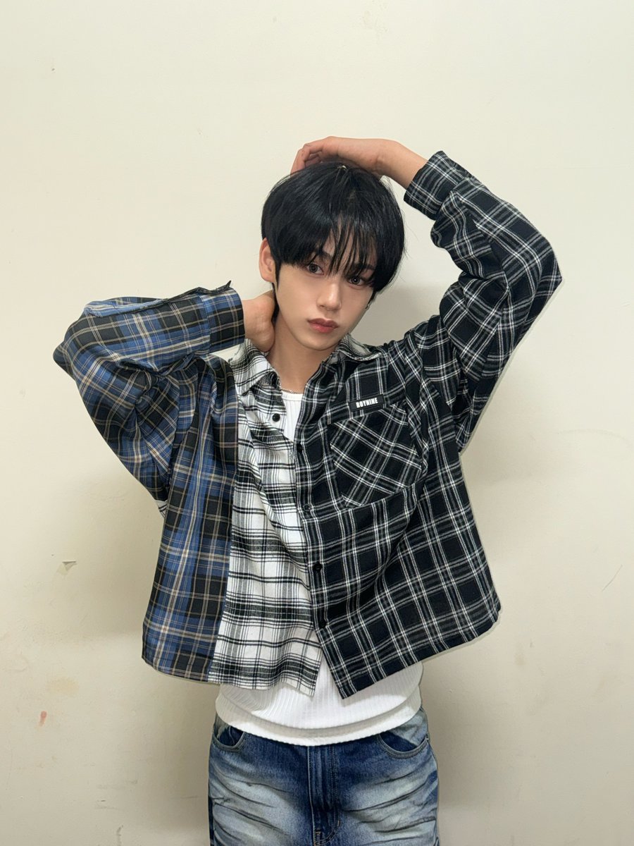 idntt_cosmo's tweet photo. 중간에 함정카드 하나 있긴 해.. 💕

#idntt #아이덴티티 #アイデンティティ
#yesweare #황은수 #hwangeunsoo https://t.co/ZmOXemXBpR