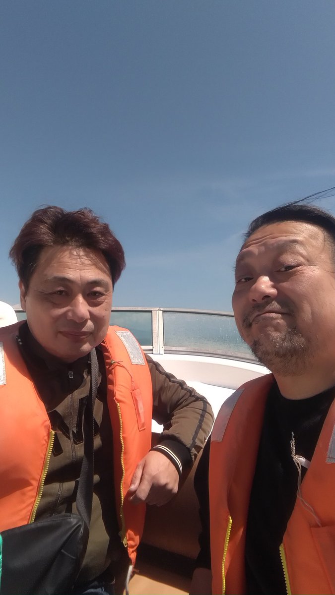 デスクロス 稲 (今年はザンザス乗る) tweet media