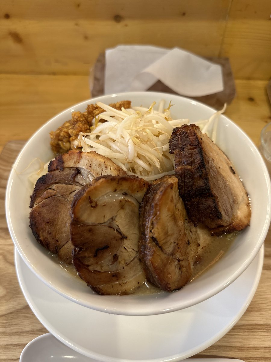 𝚀'𝚃𝚊𝚕𝚊𝚠'【旧 太 郎】 tweet media