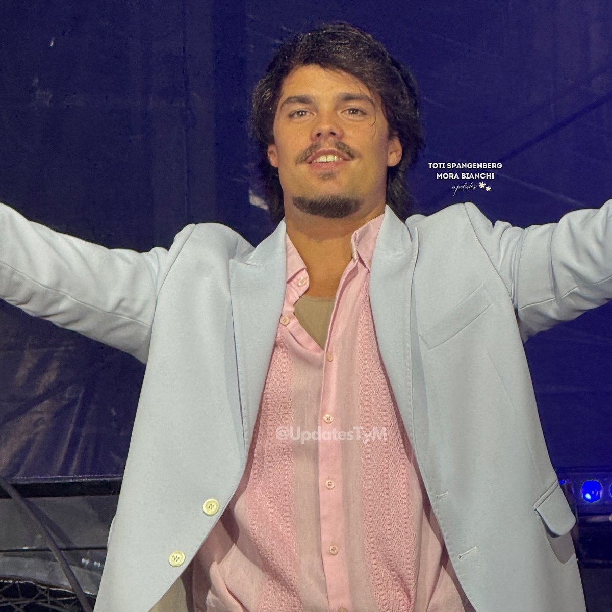 Toti & Mora | Updates. tweet media