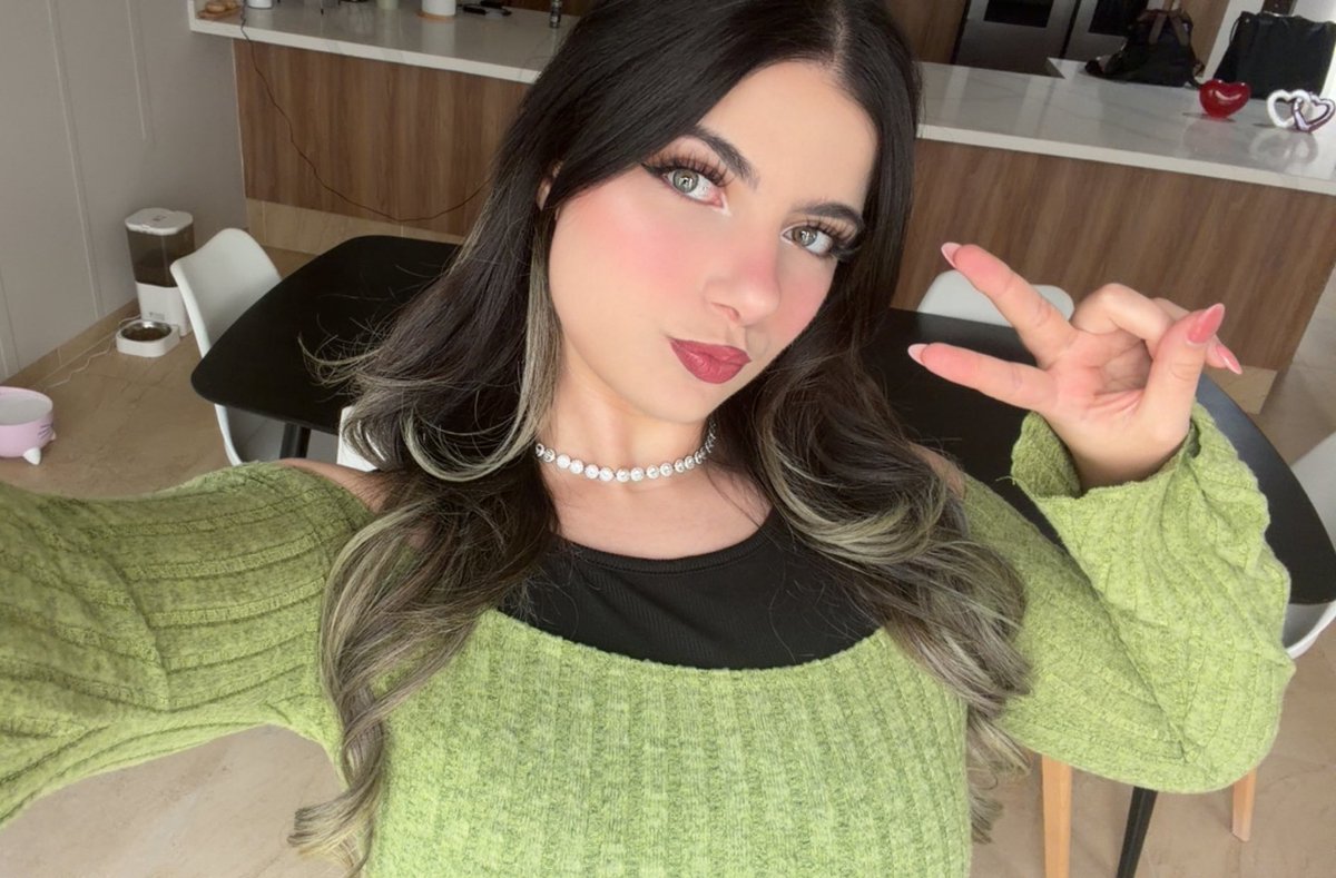 GirlOfNox tweet media