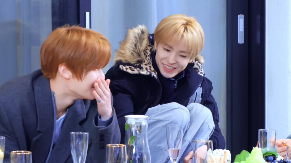 아이돌의 올데이 옷장 tweet media