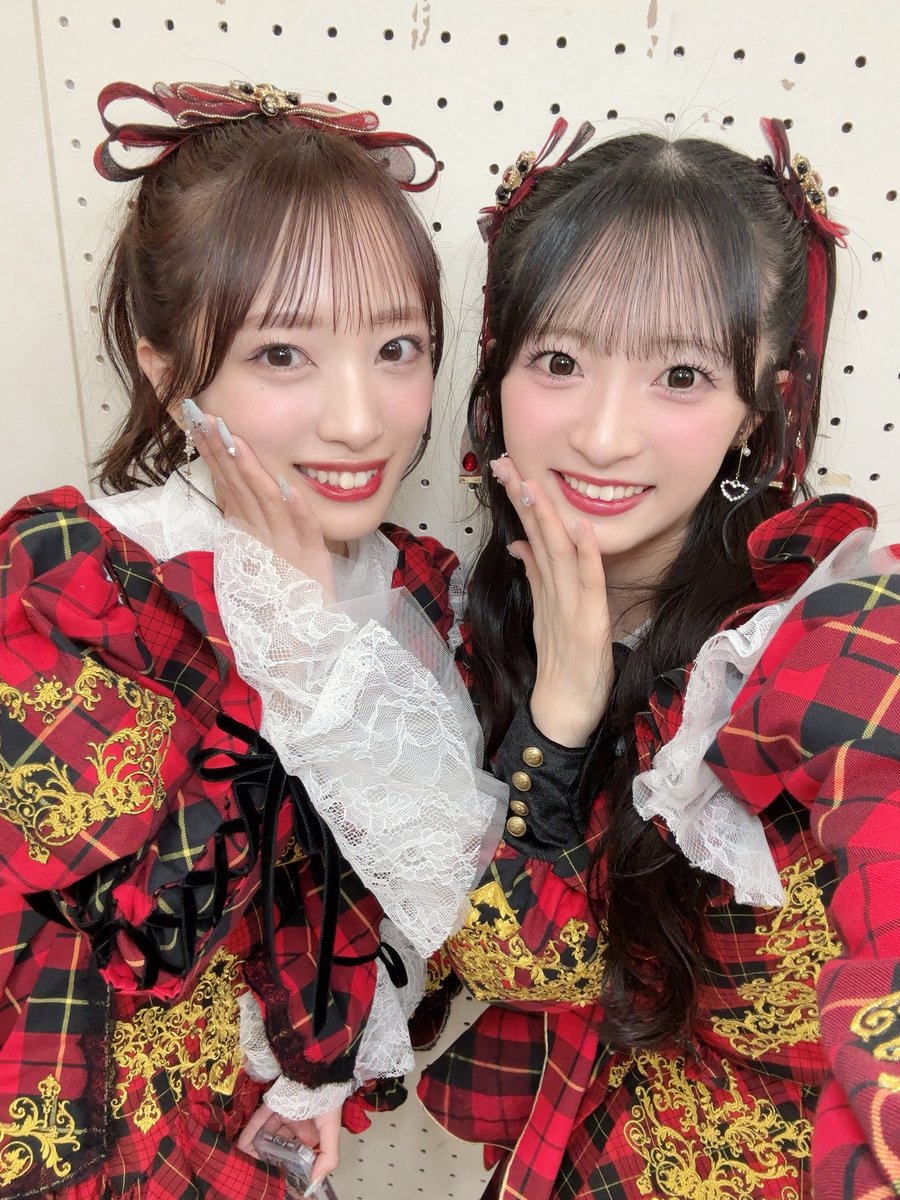 秋山由奈 tweet media