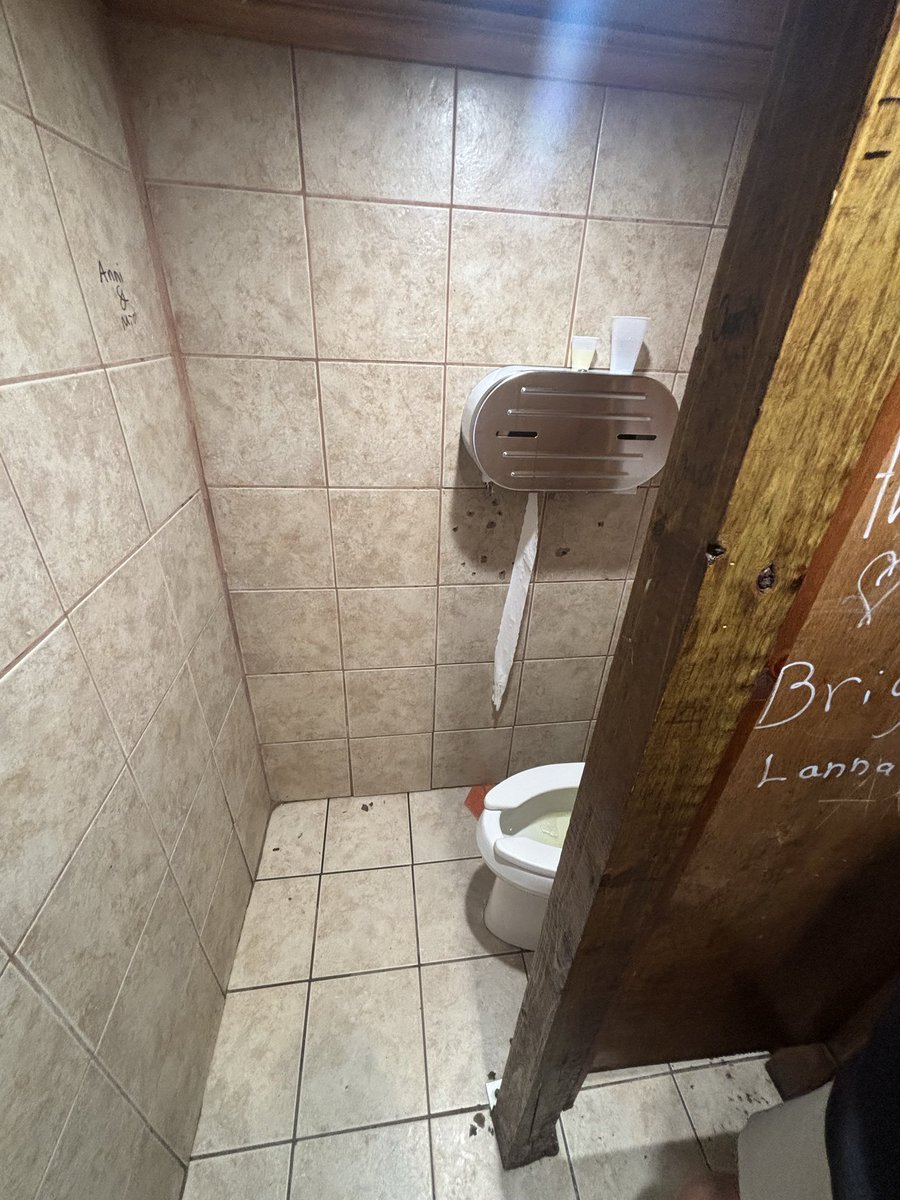 Mile High Nix tweet media