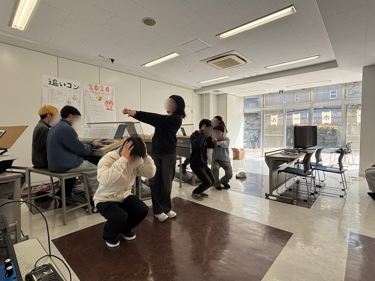 tuatelectoneweb's tweet photo. 先日、所属している大学院2年生の追い出しコンサートを行いました‼️
OBOGの先輩方にもお越しいただき、とても楽しいコンサートとなりました🎶🎶🎶
先輩方の新たな門出が素晴らしいものになりますよう願っております🥰
 #エレクトーンサークル https://t.co/4vSPRTtZSa
