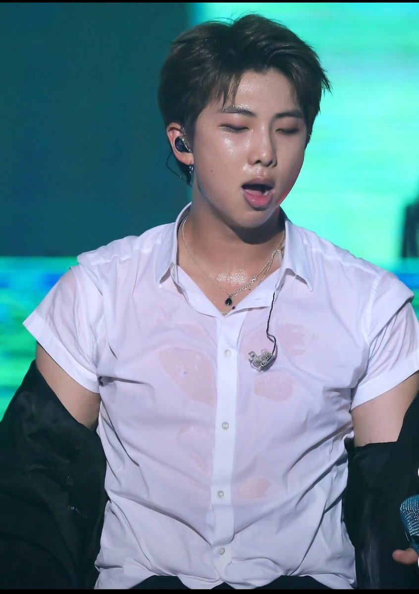 pornesian parrapio⁷ tweet media