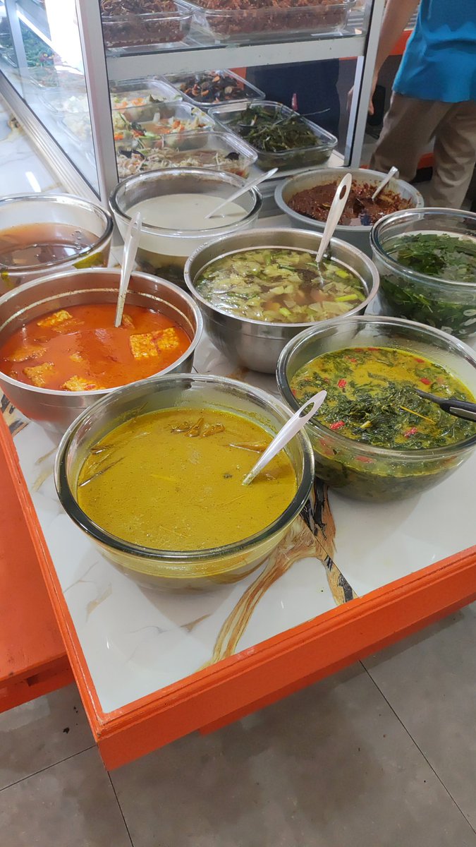 helmtempur tweet media