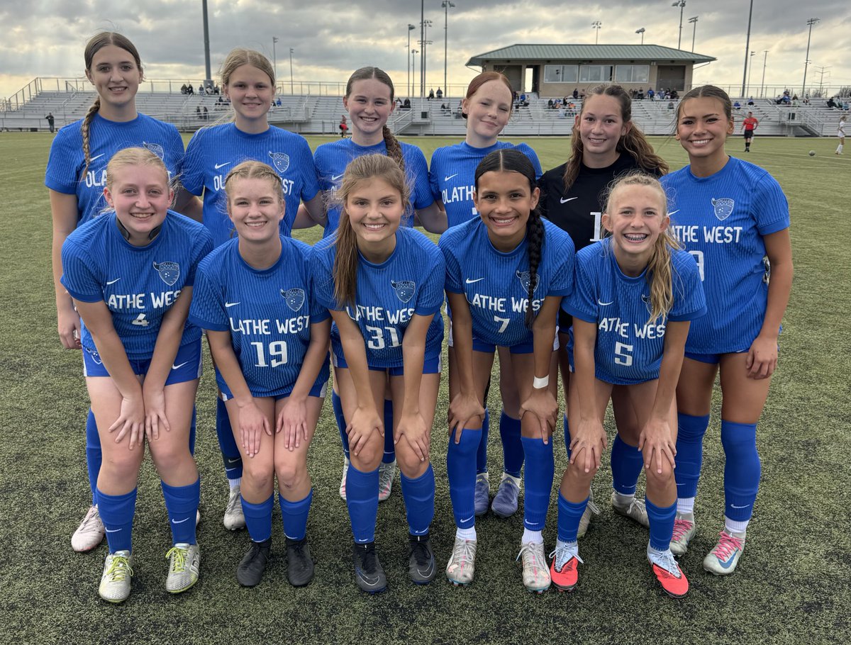 ProfEnright's tweet photo. JV moves to 1-0-3 with 1-1 draw v OS. Girls played better and better as the game went on. Ended with a BANGER!!! Free kick by Molly McGavran in the last 5 seconds of the match! These are the moments that sports are for! @CoacHernandezOW @TheVukorep @ADButlerOW https://t.co/U1xzfM02EM