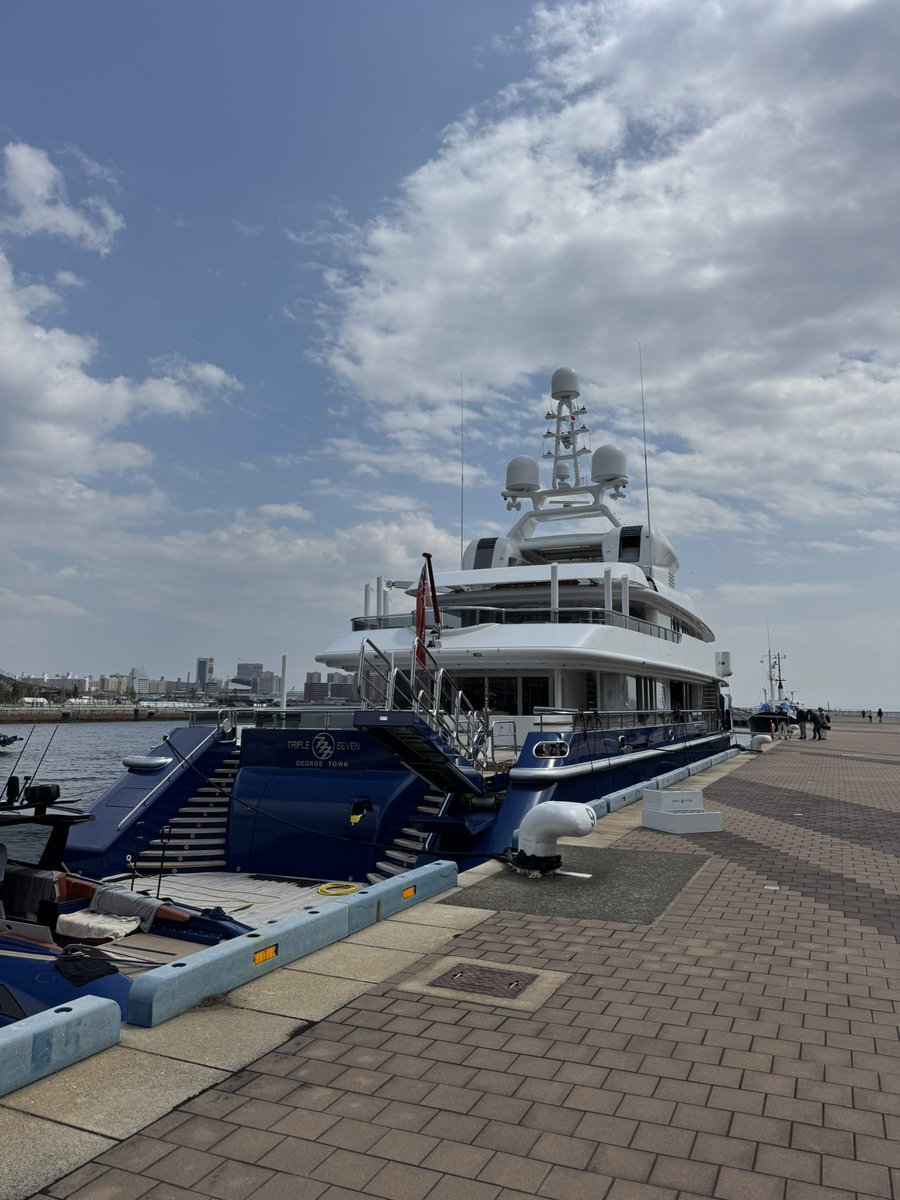 ともぽん tweet media