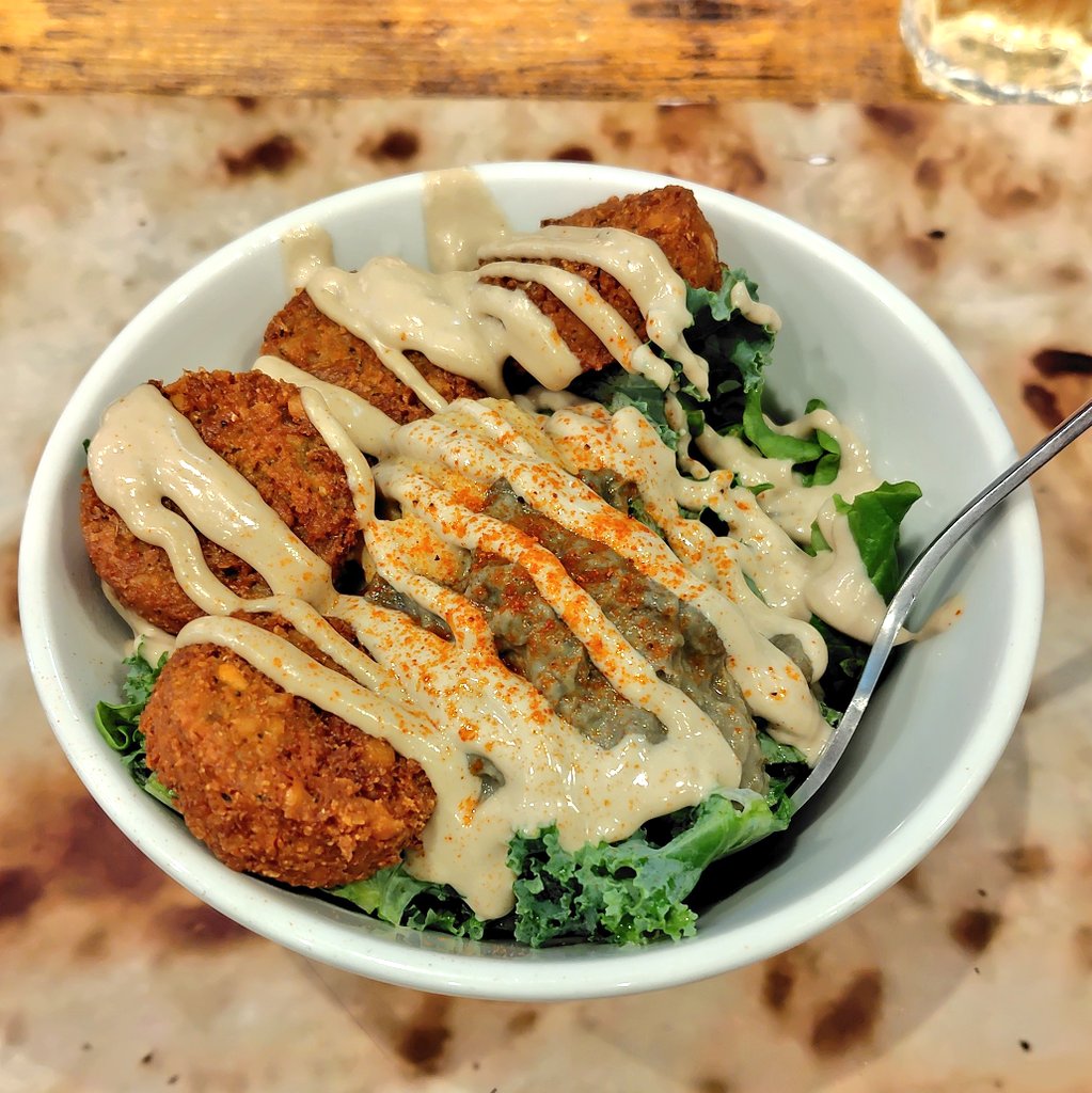 ジロー tweet media