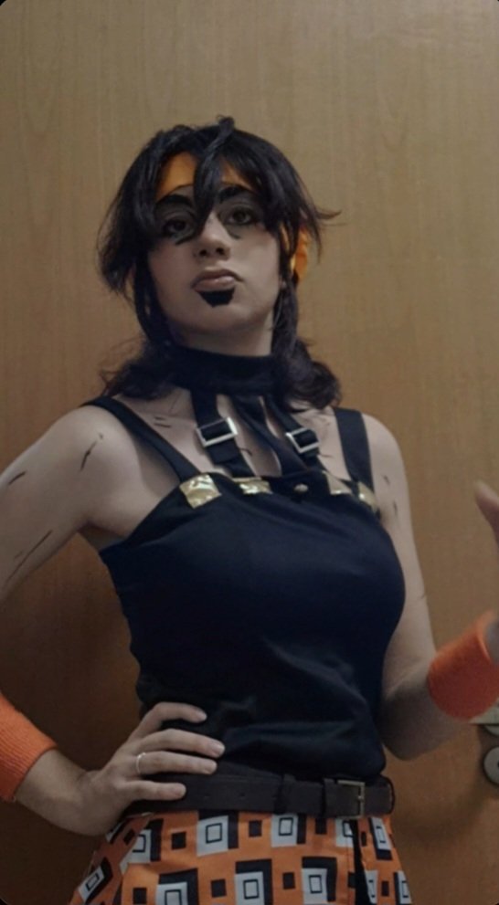 paNIKKIbee tweet media