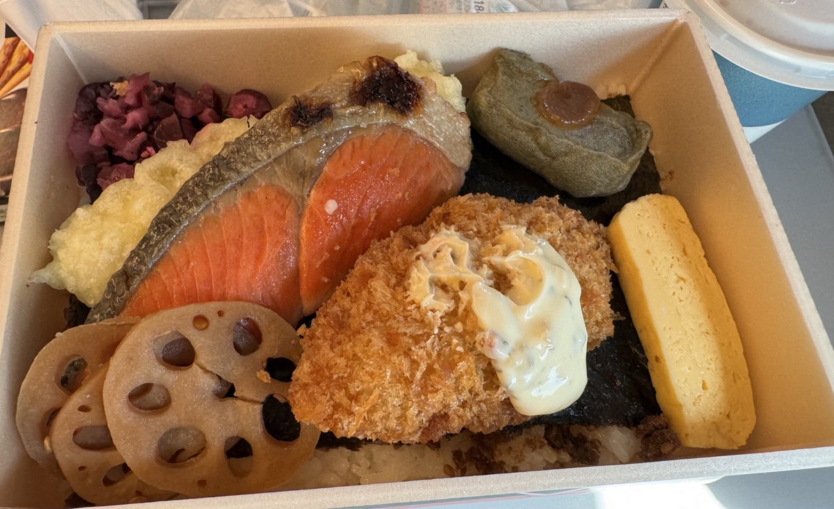 いたる tweet media