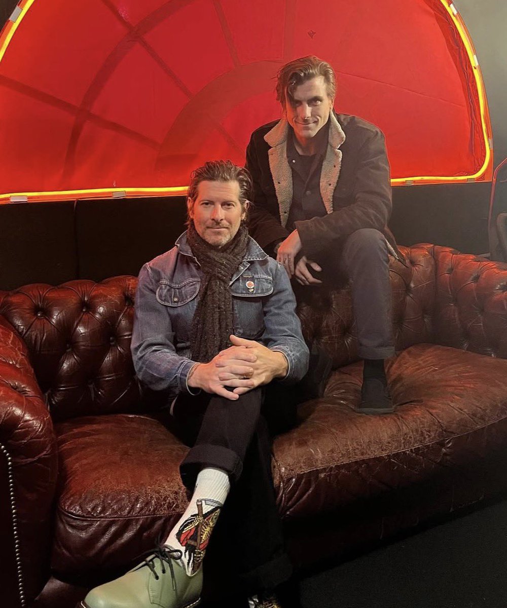 ash☆🦇 tweet media