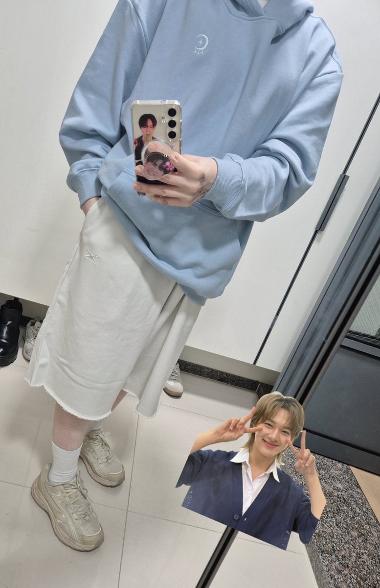 행복지누뉴💙🧡 tweet media