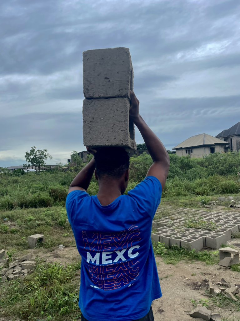 Romeo🌹 tweet media