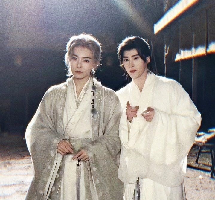 roshieverse's tweet photo. Im back with my doomed couple https://t.co/FDwv2epG8L