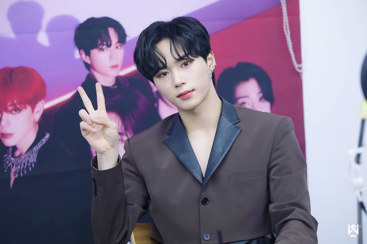 준빛행 tweet media