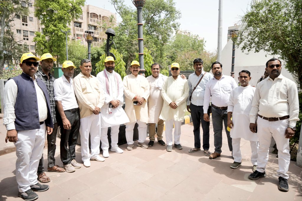 Aam Aadmi Party- Uttar Pradesh tweet media