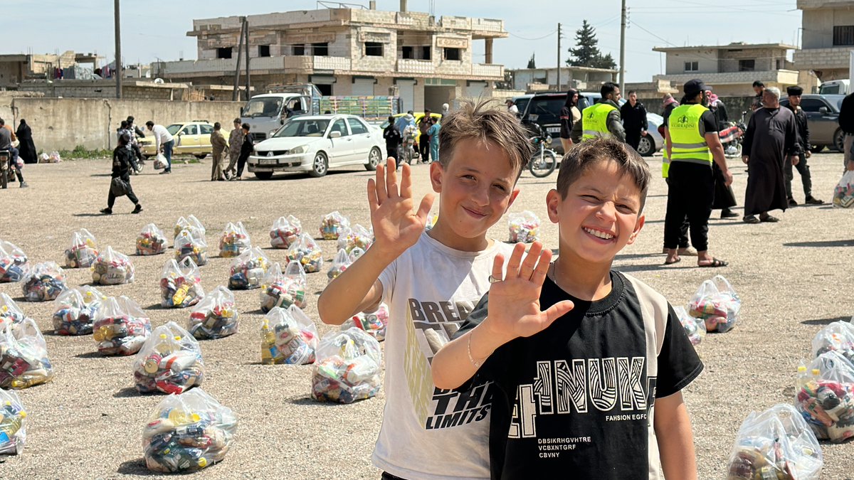 📍 SURİYE - KUMANYA DAĞITIMI

Ecir Kapısı Derneği olarak Suriye’de işgalci İsrail’in saldırılarından etkilenen Kuneytra bölgesinde ihtiyaç sahibi bölge halkına gıda dağıtımı gerçekleştirdik.

Bu hayra vesile olan tüm bağışçılarımızdan Allah razı olsun, Rabbimiz yaptıkları