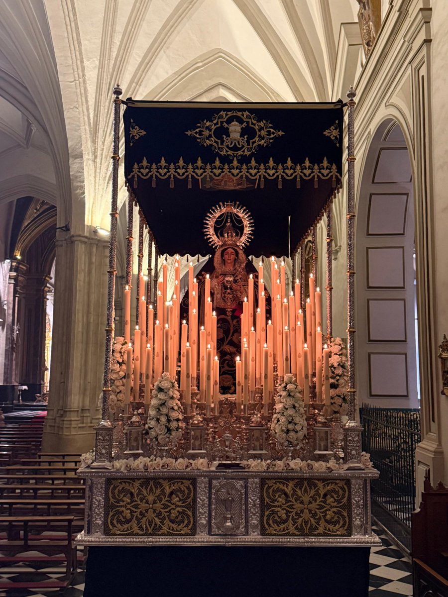 Yacente y Soledad Jaén tweet media