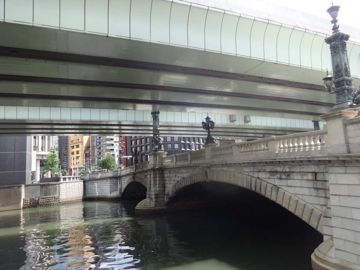 ころけろ tweet media