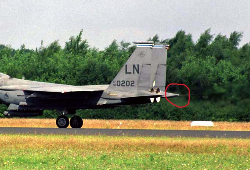 BASE#1075 tweet media