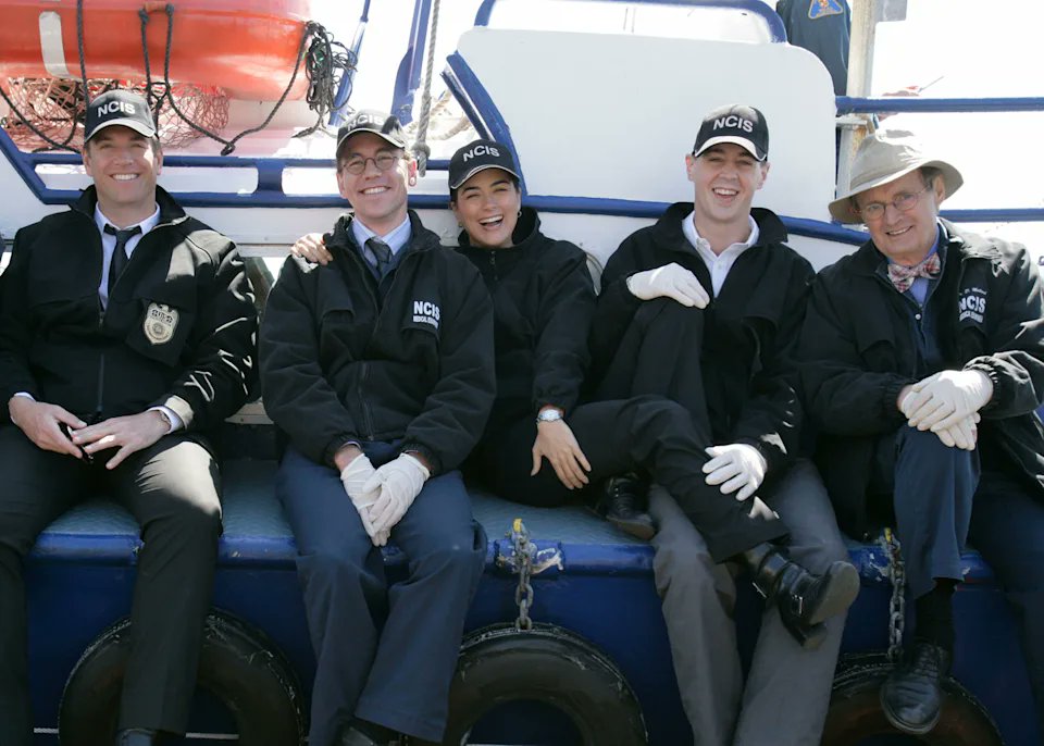 donutsdebsdibs's tweet photo. #FlashbackFriday
#teamgibbs #Gibblets
#NCIS ๐๐งก๐ https://t.co/circhfFgDC