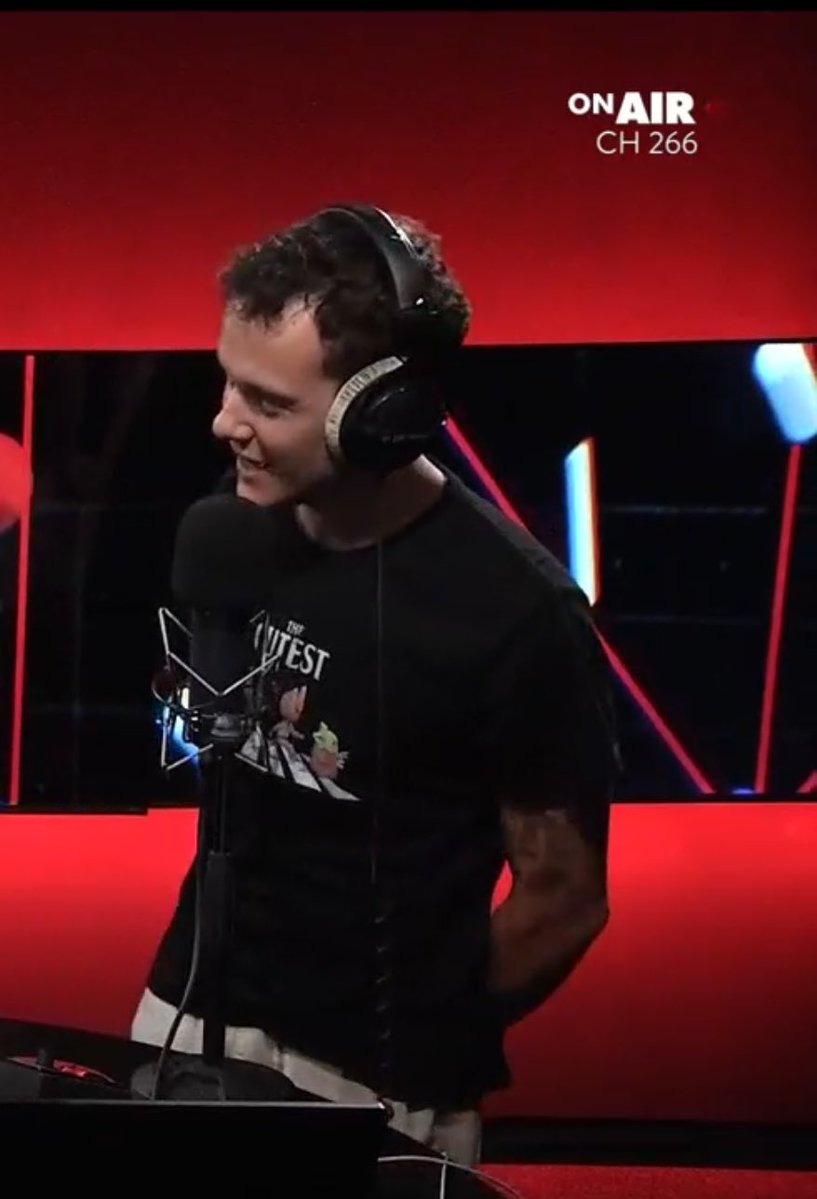 veve gatto nero 17 🐈⬛ tweet media