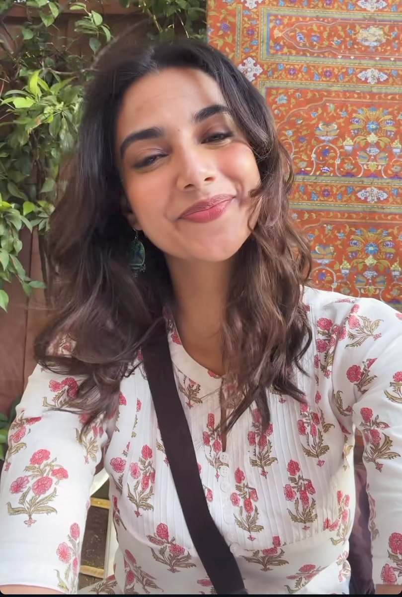 Actress Hub tweet media