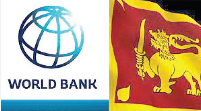 AIRNewsHindi's tweet image. श्रीलंका और विश्व बैंक ने देश की अर्थव्‍यवस्‍था को पटरी पर लाने में सहायता करने और निजी निवेश को बढ़ावा देने के उद्देश्य से नई पंचवर्षीय साझेदारी की शुरुआत की। 

#SriLanka #WorldBank #EconomicRecovery