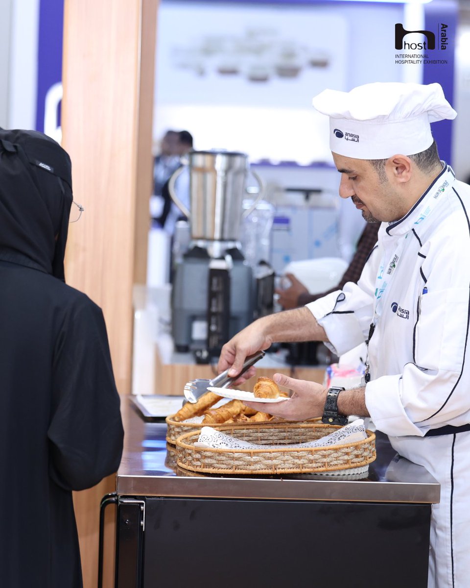 host_arabia's tweet photo. تلتقي تقاليد الخبز بالابتكار في السعودية، مع طلب متزايد على خيارات صحية وحِرفية وفاخرة، ما يعزز نمو تقنيات ومكونات المخابز.
في هوست العربية ٢٠٢٦ بالرياض، تواصل مع صُنّاع مستقبل قطاع المخابز في المنطقة.
📆 7–9 ديسمبر 2026
📍 واجهة الرياض https://t.co/OSIIv68vpI