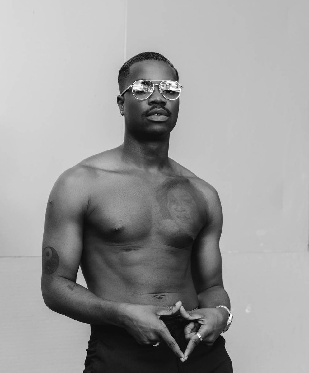 TuneStats's tweet photo. 6 years ago today, Darkovibes released his debut album “Kpanlogo” 

Is the album still in your rotation?? https://t.co/SexqVYhJW2