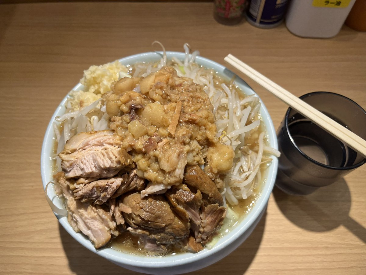 シタオ tweet media