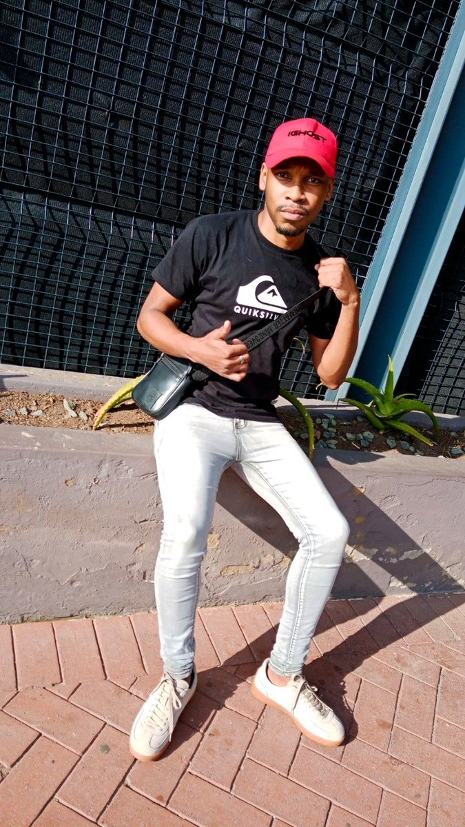 AyandaM tweet media