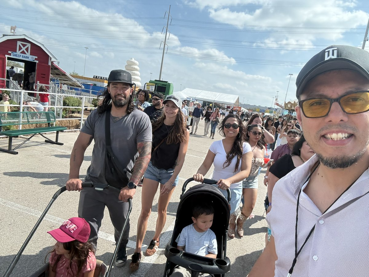 March photo dump.

📍 Los Angeles - Beverly Hills Super Summit 2026
📍 St. Louis - Portfolio Property Visits
📍 Livestock Show and Rodeo
📍 Matzke Park with Ethan
📍Gym and Family Time

West coast for the summit, Midwest to walk properties, and Houston just being with family.