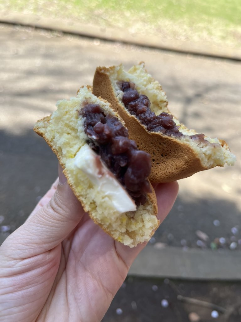 からすま tweet media