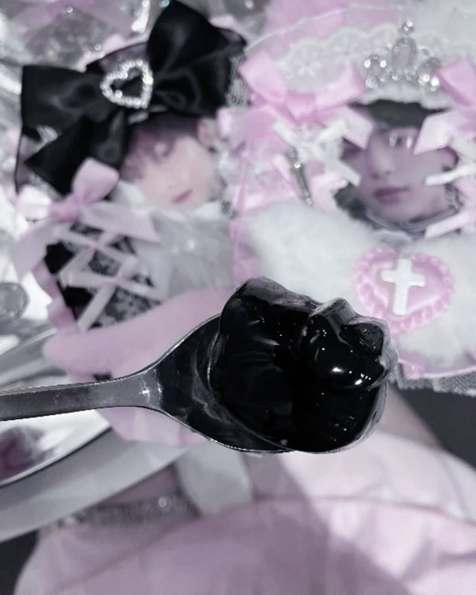 𝑀𝐚𝐢 蝙蝠 ♡ིྀ tweet media