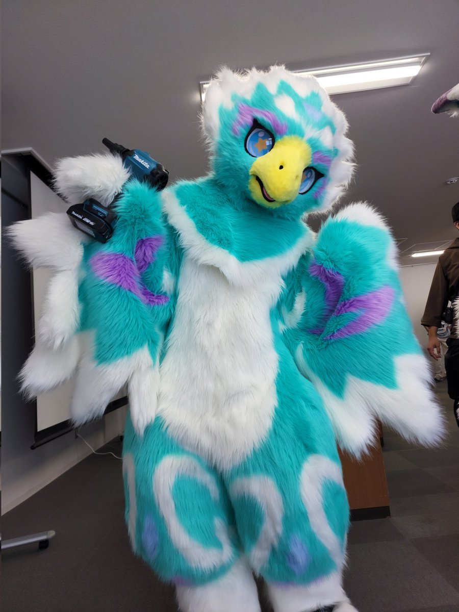 かわしげ tweet media