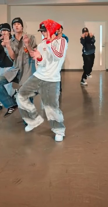 jess 👊🐱👊 tweet media