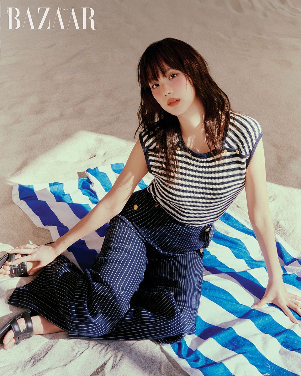 JISOO NEWS tweet media