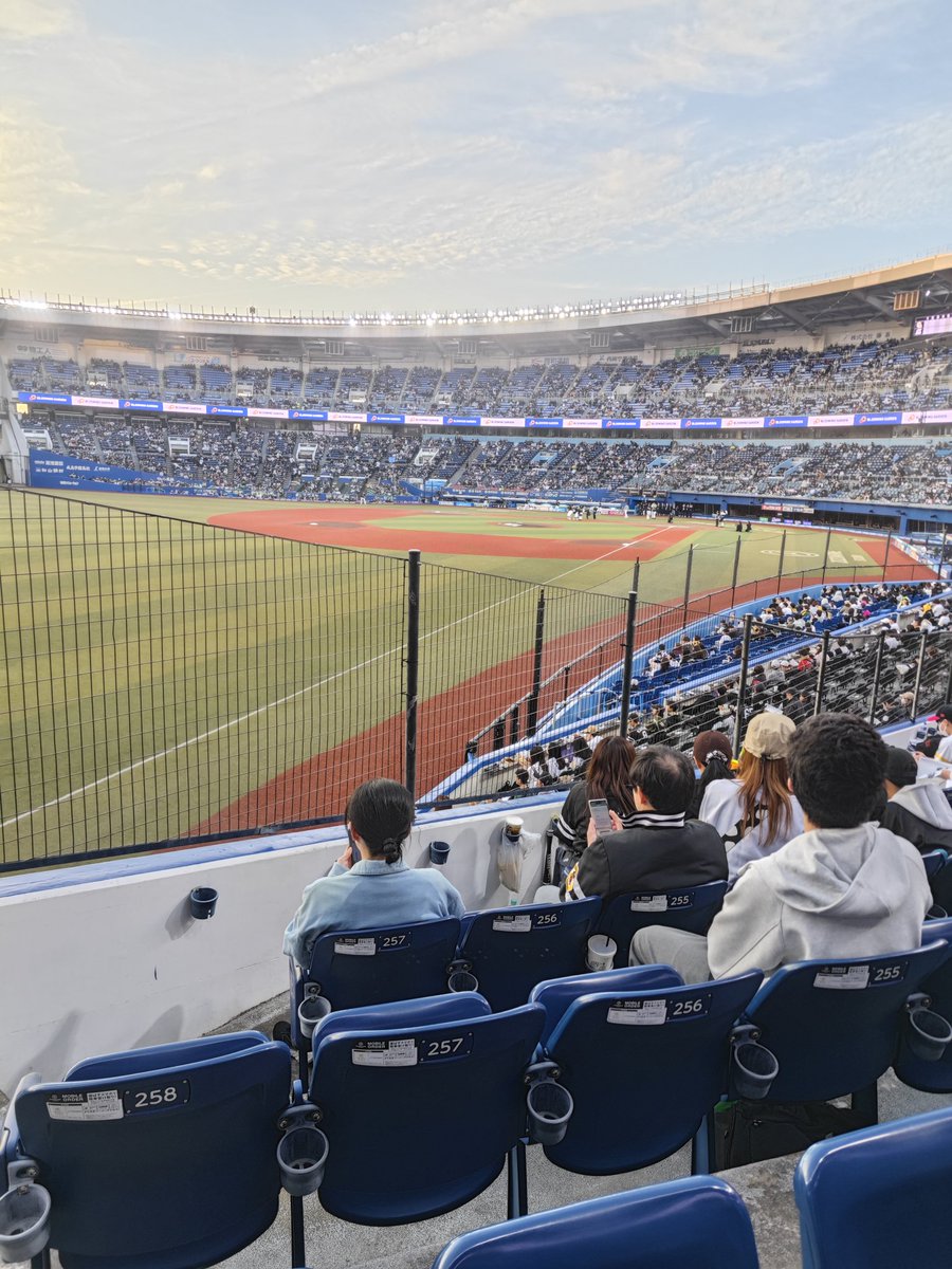 shiki556's tweet photo. やきうの時間 https://t.co/xE9Tbp7U7m