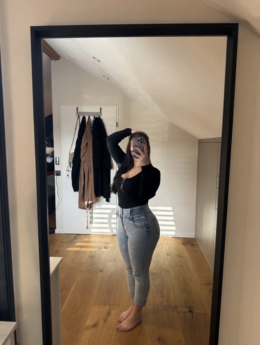 laura🤍 tweet media