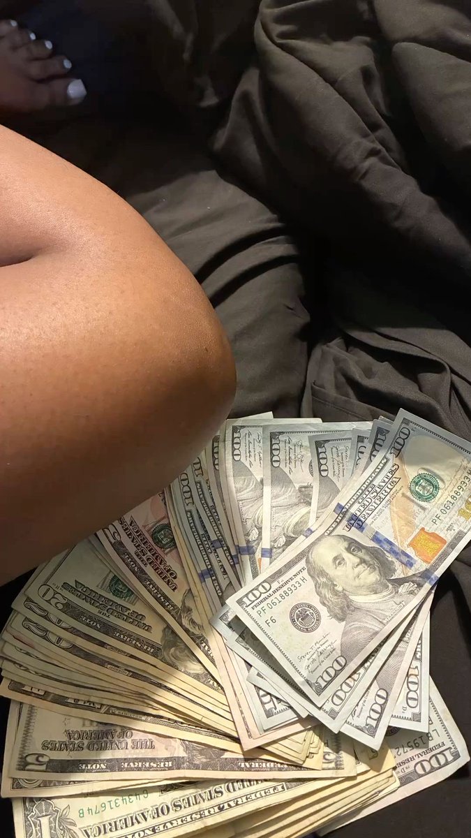 MillyGoddess0's tweet photo. A goddess gets what she wants 👑 #paypig #goddess #findom https://t.co/mo31xTPoES