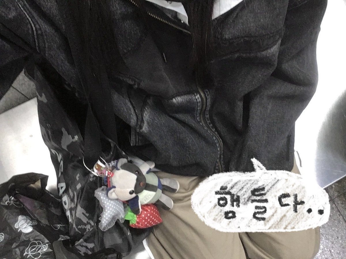 영원.. tweet media