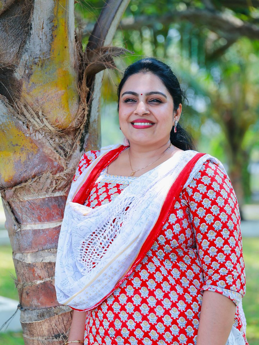 jeevi_vikara's tweet photo. Divya 🥵 https://t.co/mkkCCuVl9W